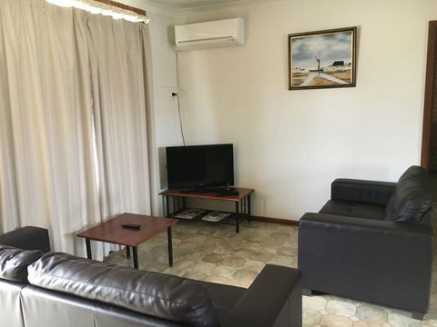 Augusta Escape - New South Wales Tourism  3