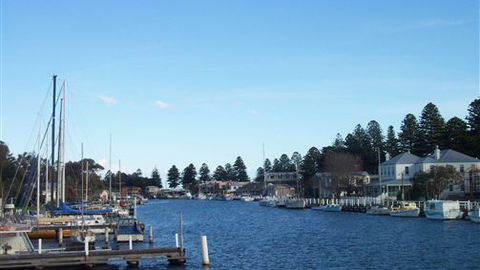 Port Fairy YHA - New South Wales Tourism  1