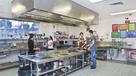 Melbourne Metro YHA - New South Wales Tourism  5