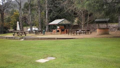 Feathertop Chalet - New South Wales Tourism  3