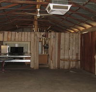 TreeTops Log Cabin - New South Wales Tourism 