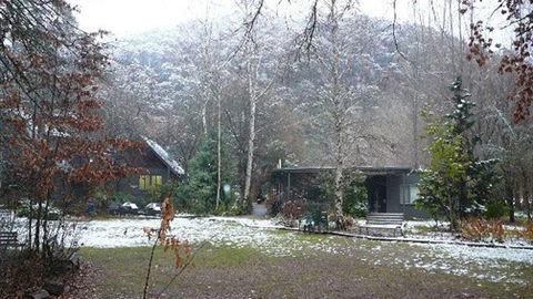 Mountain View Retreat - New South Wales Tourism  0