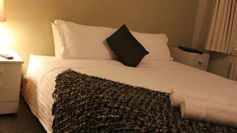 Feathertop Alpine Lodge - New South Wales Tourism  5