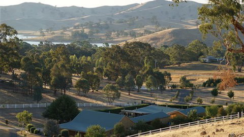 Laura Lodge Rest & Recreation Retreat - New South Wales Tourism  0