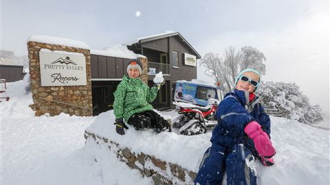 Pretty Valley Alpine Lodge - New South Wales Tourism  6