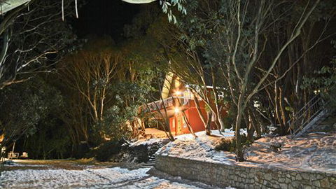 Red Onion Ski Chalet - New South Wales Tourism  7