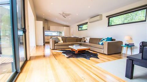The BASE Luxury Villas - New South Wales Tourism  0