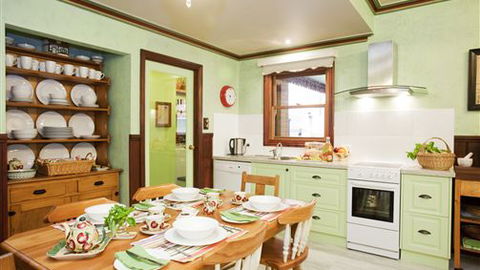 Barwood House Beechworth - New South Wales Tourism  0