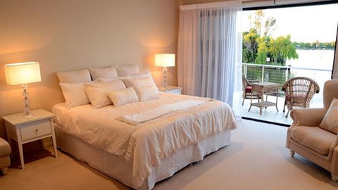 Castevilla - New South Wales Tourism  1