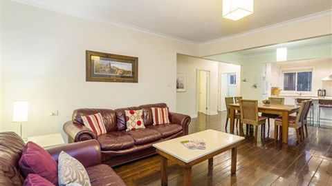 Serenity Halls Gap: Nat Park Frontage - New South Wales Tourism  2