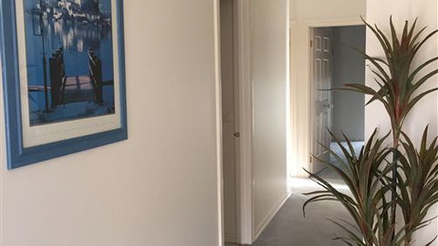 Gregory - Lake Wendouree - New South Wales Tourism  4