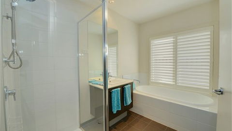 Newington Lake House - New South Wales Tourism  6