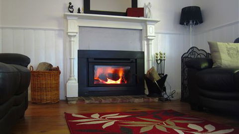 Goldfields Cottage - New South Wales Tourism  1