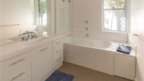 Muscat House - New South Wales Tourism  3