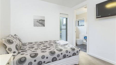 Serenity Torquay Ocean View: Luxury Beachfront - New South Wales Tourism  0