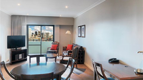 Mantra On Russell - New South Wales Tourism  5