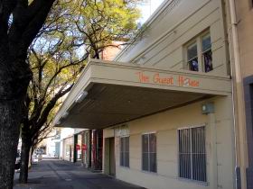 Backpack Oz And The Guest House - New South Wales Tourism  3