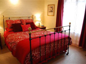 Battunga Bed & Breakfast - New South Wales Tourism  2