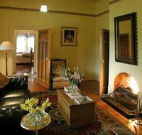 Buxton Manor - Garden and Loft Apartment - New South Wales Tourism 