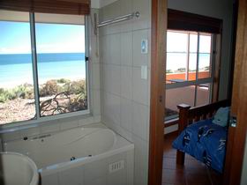 Ceduna Shelly Beach Caravan Park And Beachfront Villas - New South Wales Tourism  0