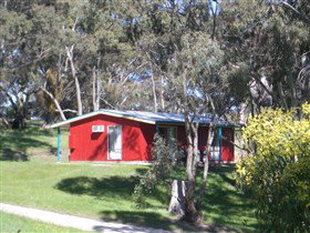 Clare Valley Cabins - New South Wales Tourism  1