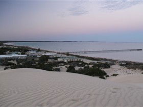 Fowlers Bay Caravan Park - New South Wales Tourism  0