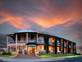 Kangaroo Island Seafront Resort - New South Wales Tourism  0