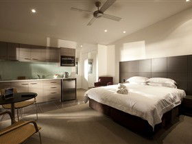 Longview Vineyard Apartments - New South Wales Tourism  2
