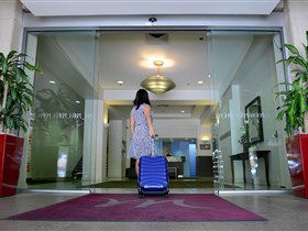 Mercure Grosvenor Hotel Adelaide - New South Wales Tourism  0