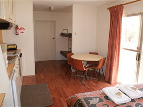 Quorn Caravan Park - New South Wales Tourism  1