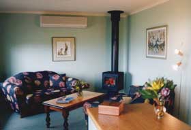 Riesling Country Cottages - New South Wales Tourism  2