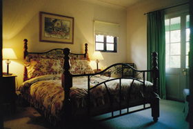 St Helens - Fettlers Cottage - New South Wales Tourism  0