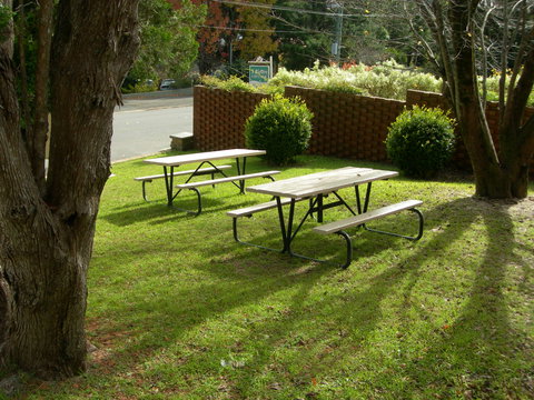 3 Sisters Motel & Cottage - New South Wales Tourism  2