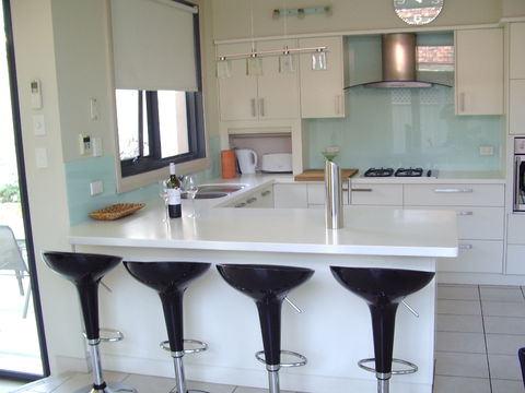 A Colourcity Apartments - New South Wales Tourism  8
