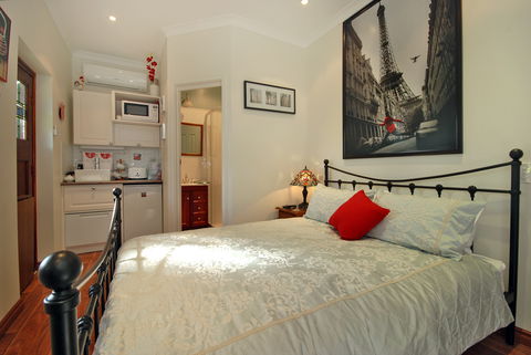 Above Bored Bed And Breakfast - New South Wales Tourism  3