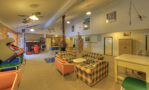 Acacia Snowy Motel - New South Wales Tourism  1