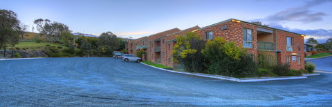 Acacia Snowy Motel - New South Wales Tourism  4