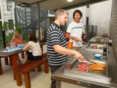 Agnes Water Beach Club - New South Wales Tourism  2