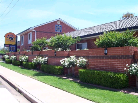 Akuna Motor Inn - New South Wales Tourism  3