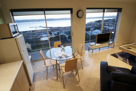 Albany Harbourside Apartments And Houses - New South Wales Tourism  3