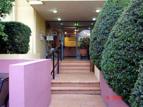 Albion Manor Motel & Serviced Apartments - New South Wales Tourism  0