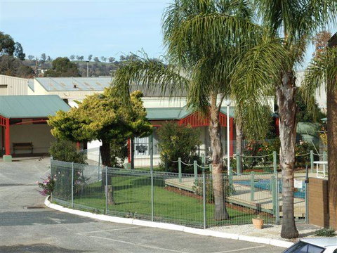 Albury Hume Inn Motel - New South Wales Tourism  1