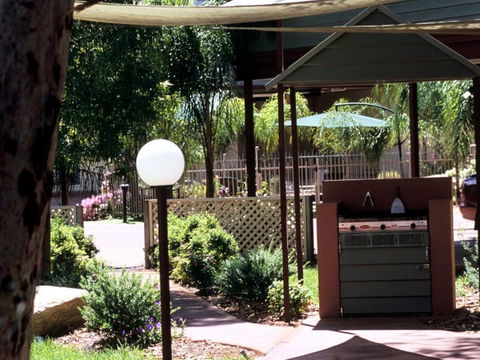 Alice On Todd - New South Wales Tourism  2
