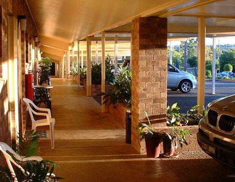 Allan Cunningham Motel And Old Wagon Restaurant - New South Wales Tourism  5
