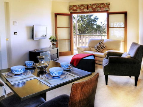 Alpine Lodges  - New South Wales Tourism  0