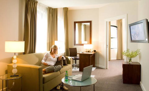 Amora Hotel Riverwalk Melbourne - New South Wales Tourism  1