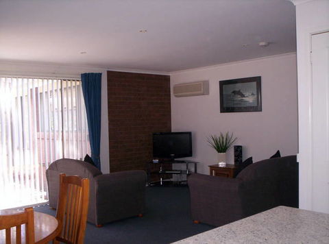 Anchorbell Holiday Apartments - New South Wales Tourism  2