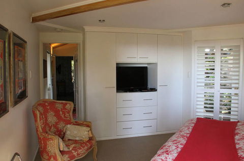 Arabella On Buderim Guesthouse - New South Wales Tourism  0