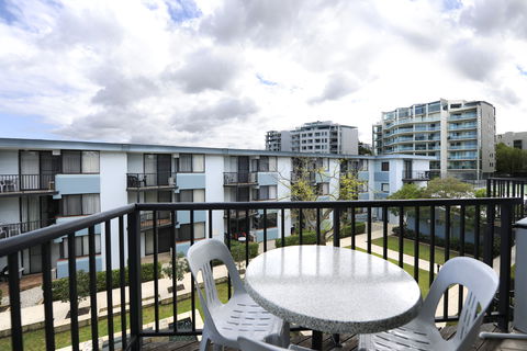 Assured Waterside Apartments - New South Wales Tourism  6