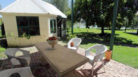Peppercorns Bed And Breakfast - New South Wales Tourism  2